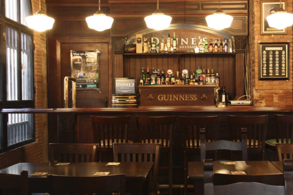 IRISH PUB DUNNES